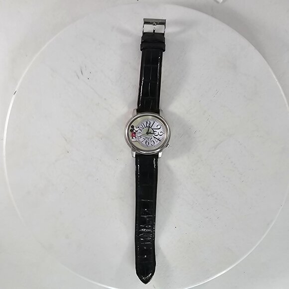 Disney Mickey Mouse Shareholder's Limited Edition Watch 2006 Works! - Picture 2 of 8